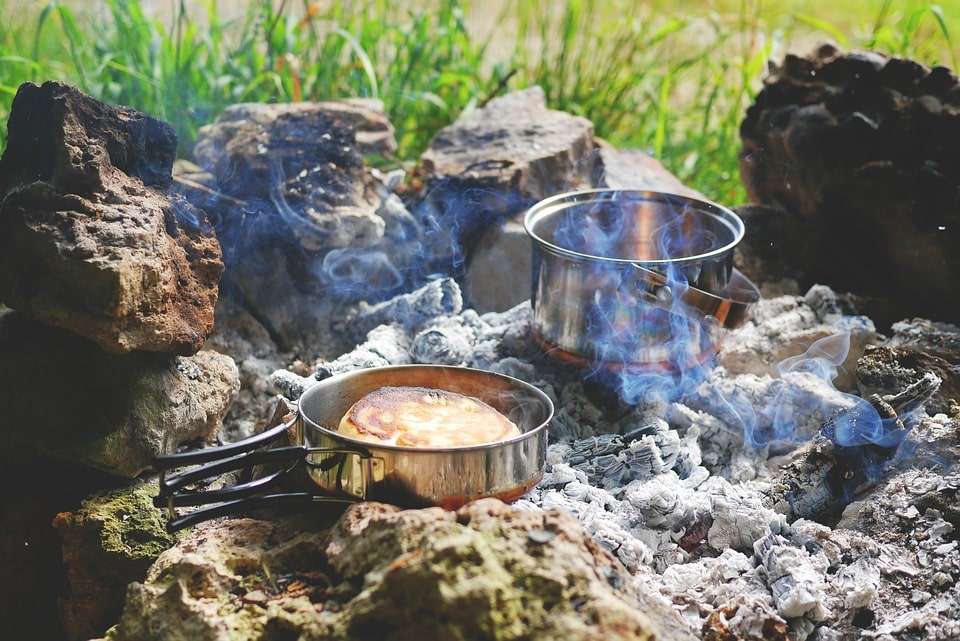 5 Insanely Delicious Ways to Cook Food While Trekking